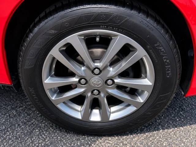Toyota Yaris – 10