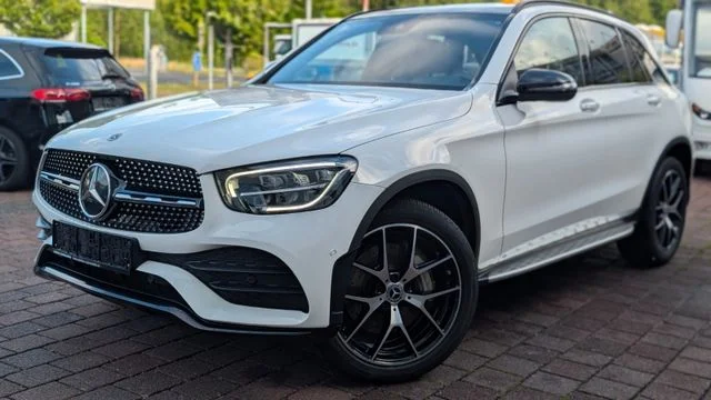 MERCEDES-BENZ GLC 300