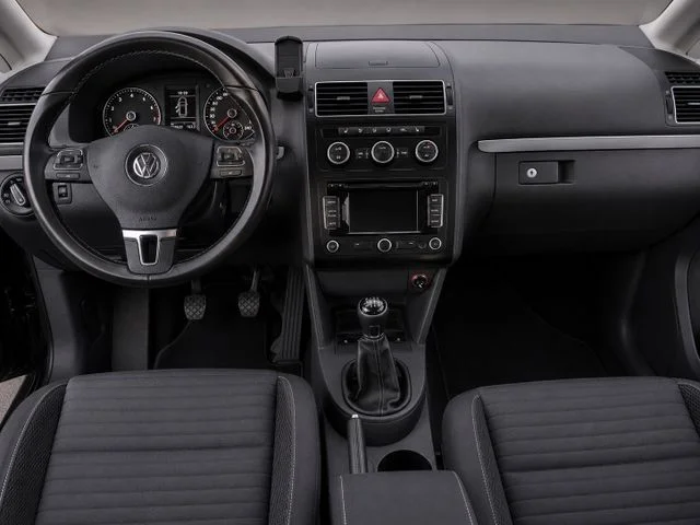 Volkswagen Touran – 7