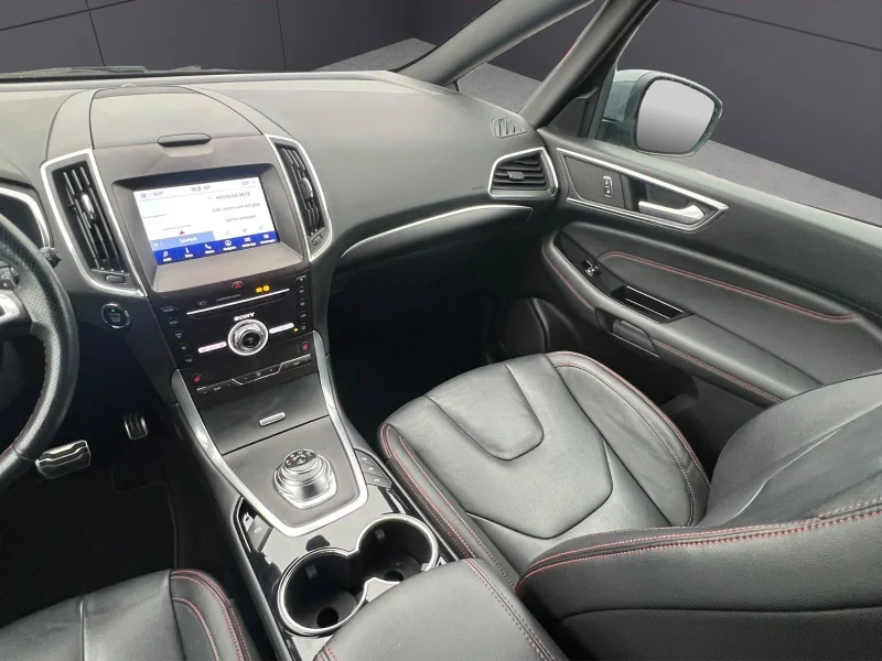 Ford S-Max – 18