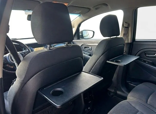 Kia Carens – 12