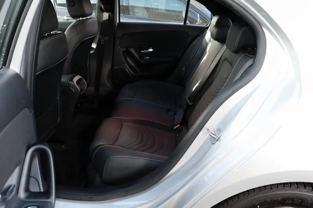 Mercedes-Benz A 180 – 23