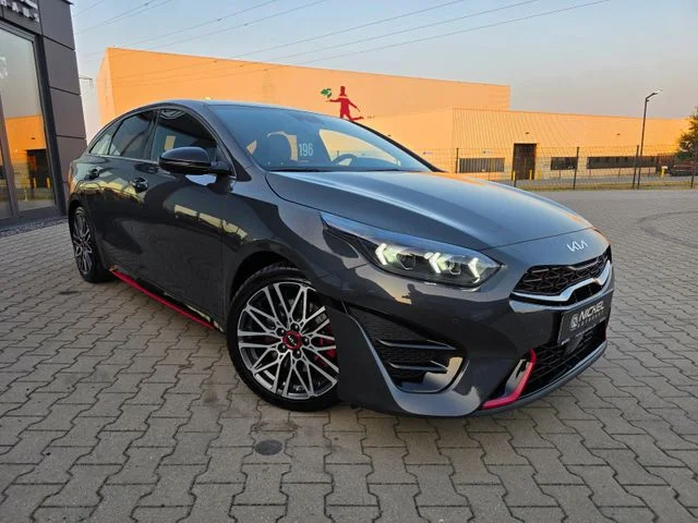 Kia pro cee'd / ProCeed – 9