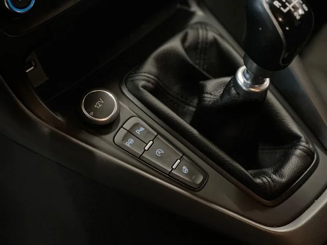 Ford Focus – 27