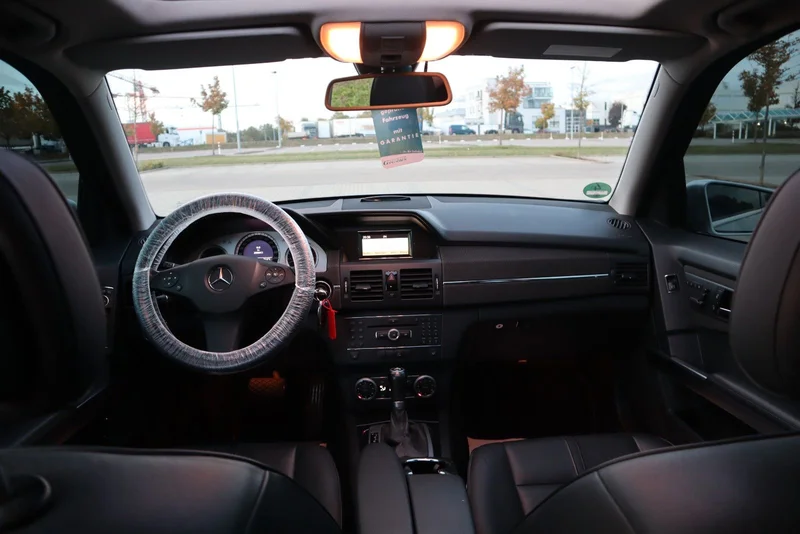 Mercedes-Benz GLK 320 – 18