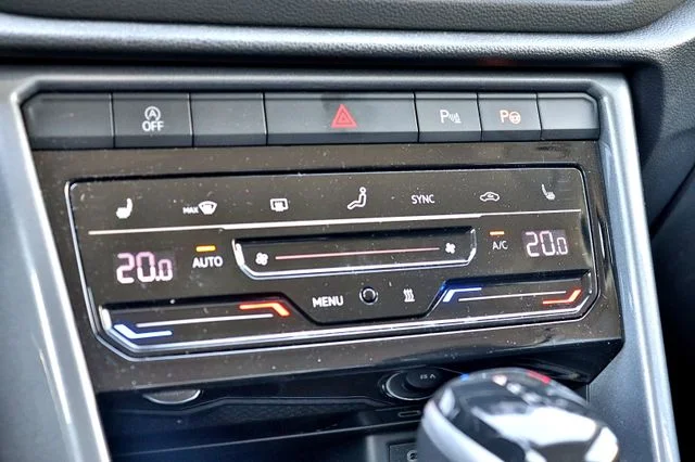 Volkswagen T-Roc – 26