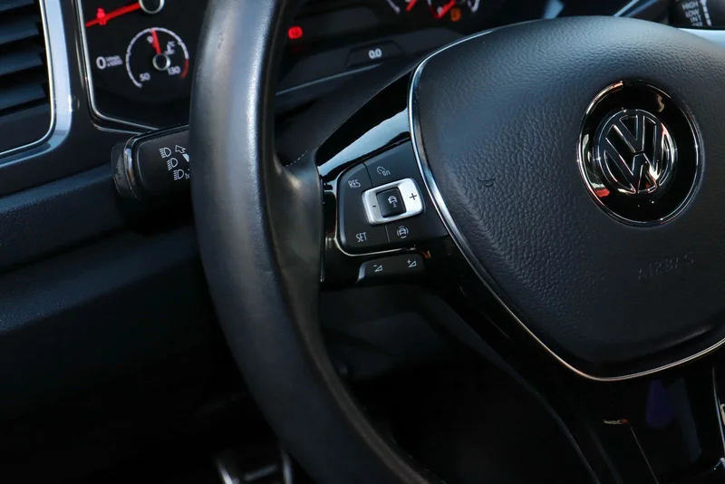 Volkswagen T-Roc – 19