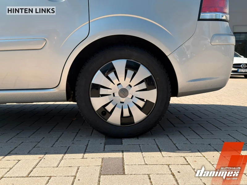 Opel Zafira – 10