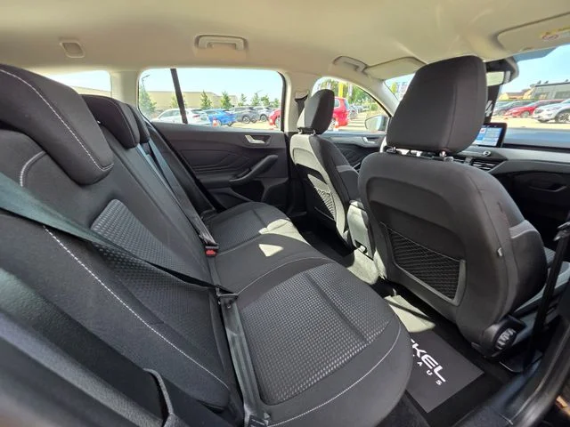 Ford Focus – 21