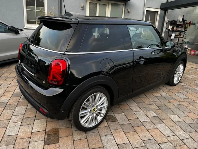 Mini COOPER SE – 8