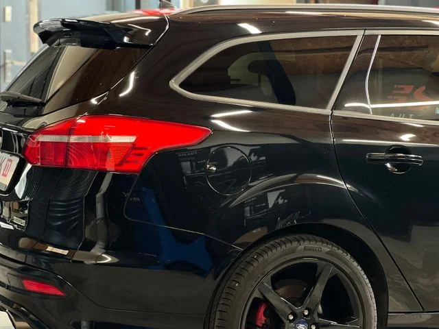 Ford Focus – 11