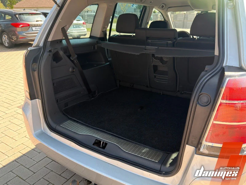 Opel Zafira – 13