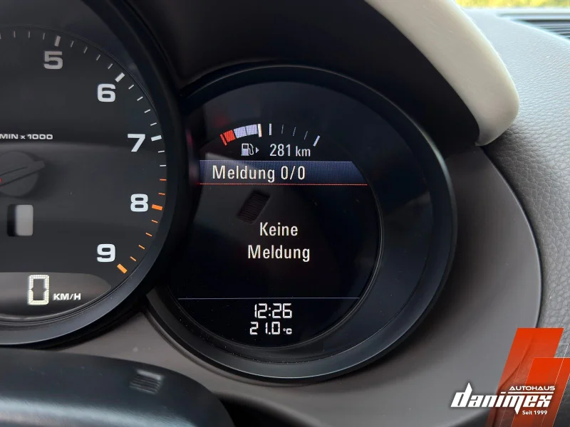 Porsche Boxster – 34