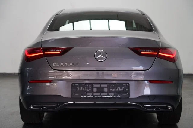 MERCEDES-BENZ CLA 180 – 6