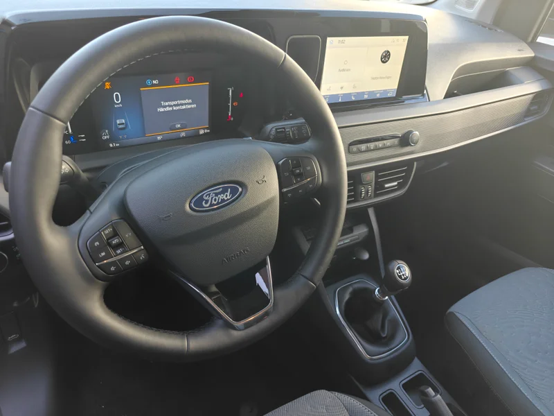 Ford Tourneo Courier Titanium 1.0 Ecoboost – 18