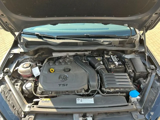 VW Golf Sportsvan – 22
