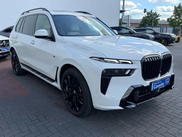 BMW X7 – 7