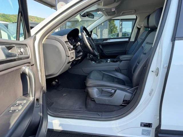 Volkswagen Touareg – 10