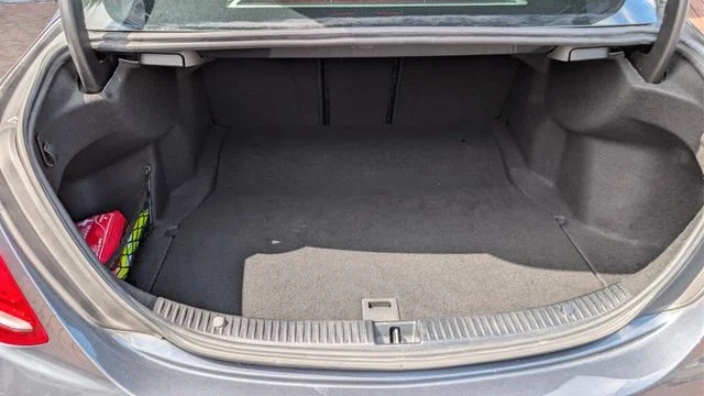MERCEDES-BENZ C 200 – 17