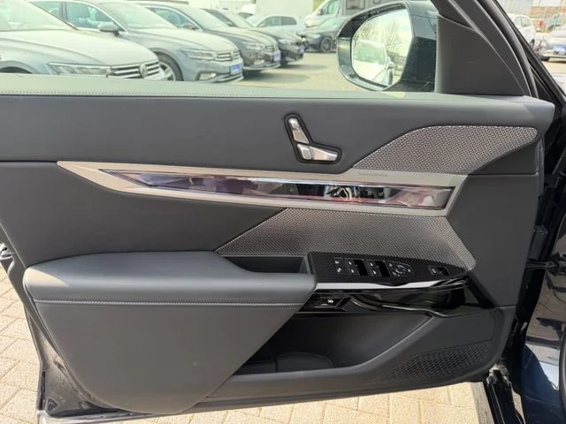 BMW M760 – 13