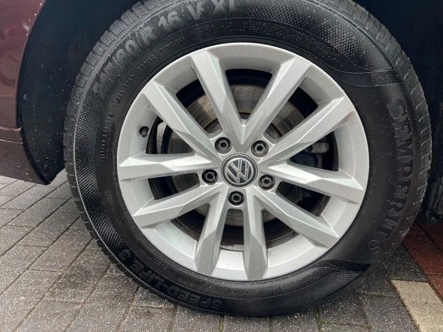 Volkswagen Passat Variant – 13