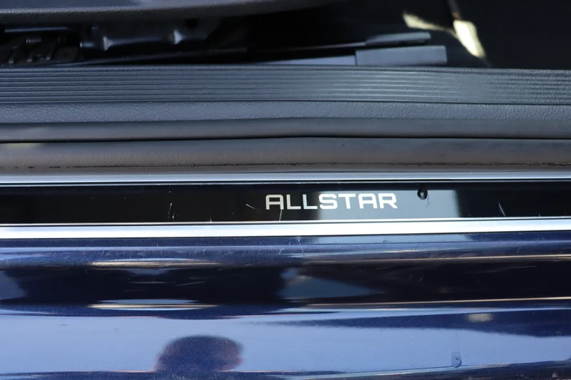 Volkswagen Golf – 12
