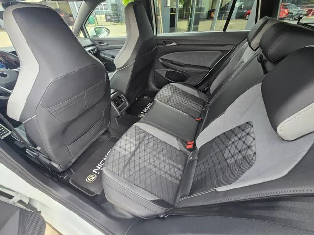Volkswagen Golf – 34