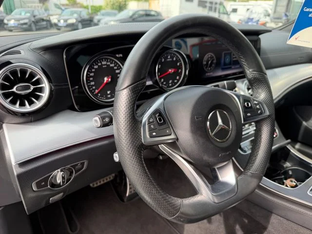 Mercedes-Benz E 300 – 12