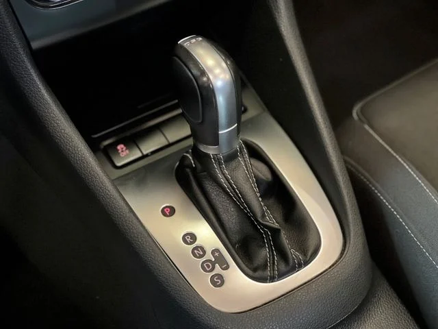 Volkswagen Golf – 27