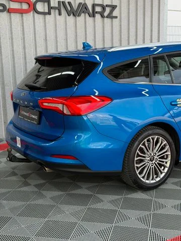 Ford Focus – 11