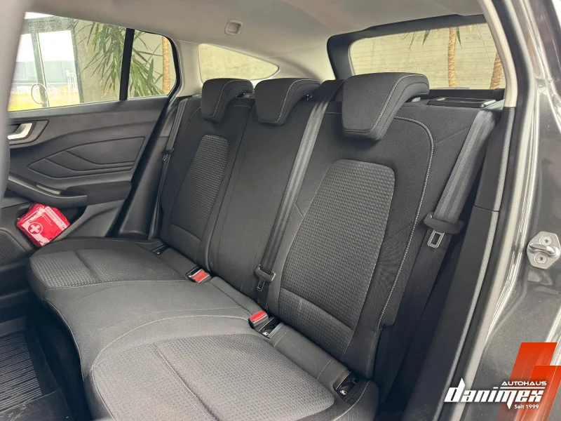 Ford Focus – 10