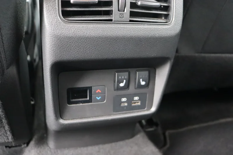 Nissan X-Trail – 16