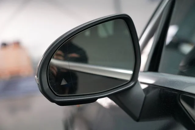 MERCEDES-BENZ GLC 300 – 10