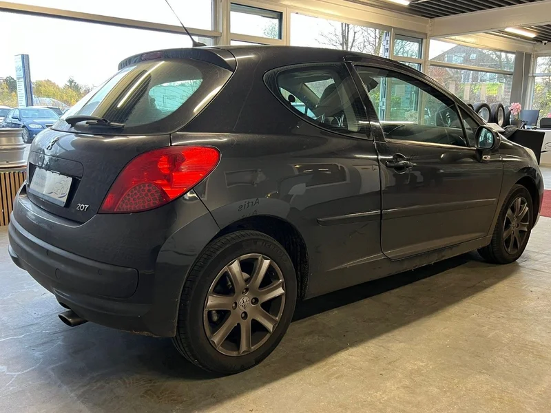 Peugeot 207 – 5