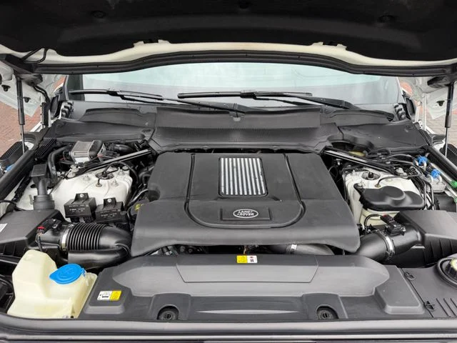 Land Rover Range Rover – 26
