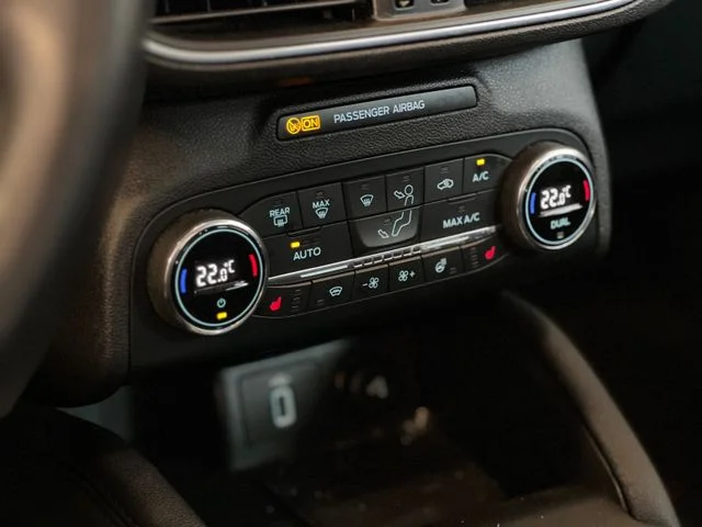 Ford Focus – 15