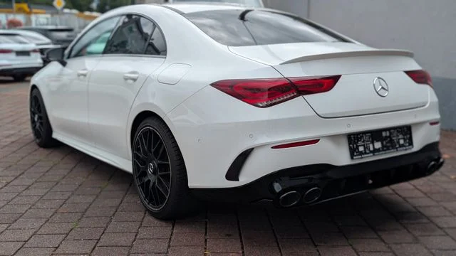 MERCEDES-BENZ CLA 220 – 3