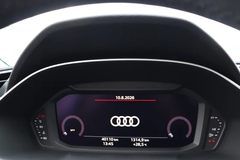 Audi Q3 – 19