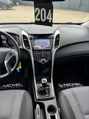 Hyundai i30 – 19