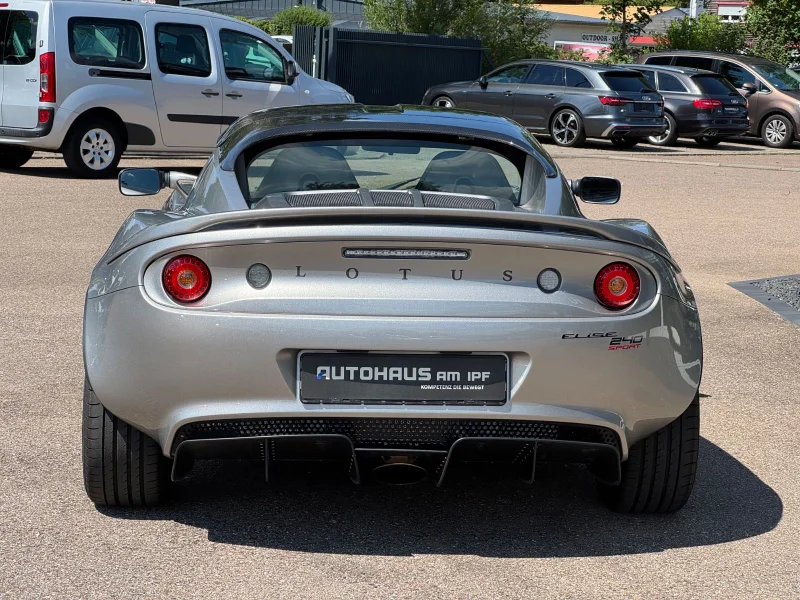 Lotus Elise – 18