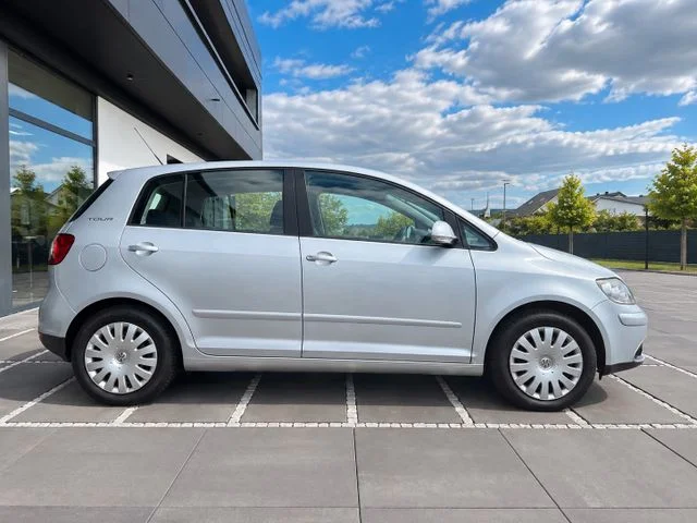 Volkswagen Golf – 5