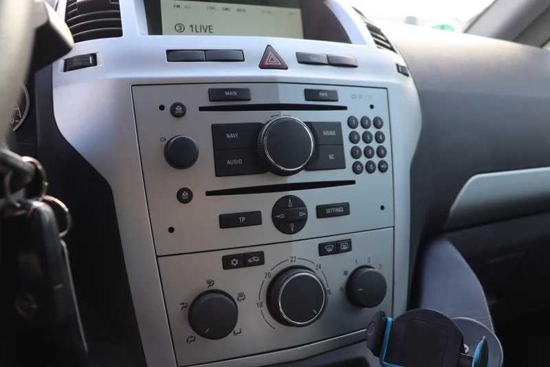 Opel Zafira – 15