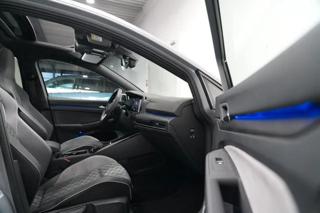 VW Golf – 29