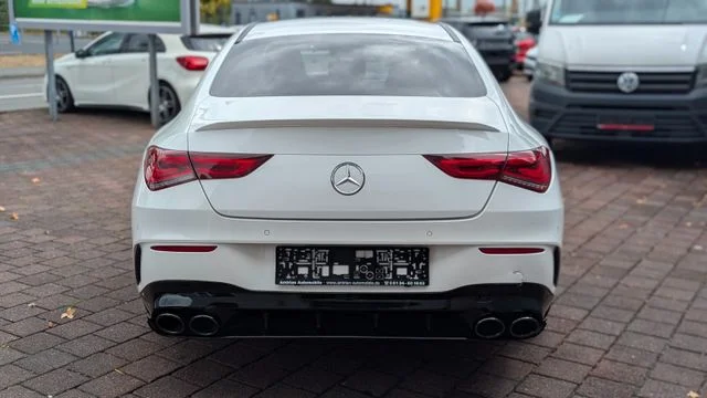 MERCEDES-BENZ CLA 220 – 4