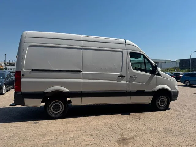 VW Crafter Kasten 35 mittel L2H2 Hochdach 1HAND – 8
