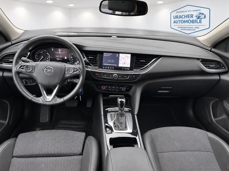 Opel Insignia – 15