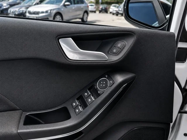 Ford Fiesta – 9