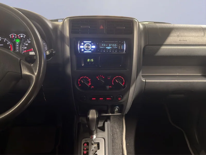 Suzuki Jimny – 16