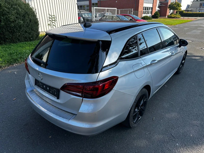 Opel Astra – 11