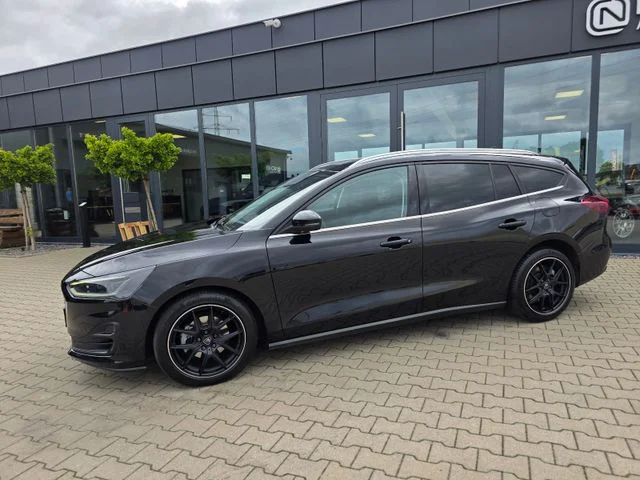 Ford Focus – 13